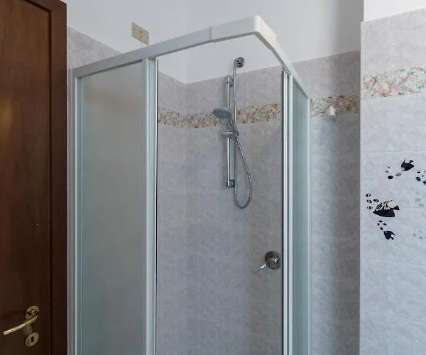 Casa Aidee ヴァレンナ